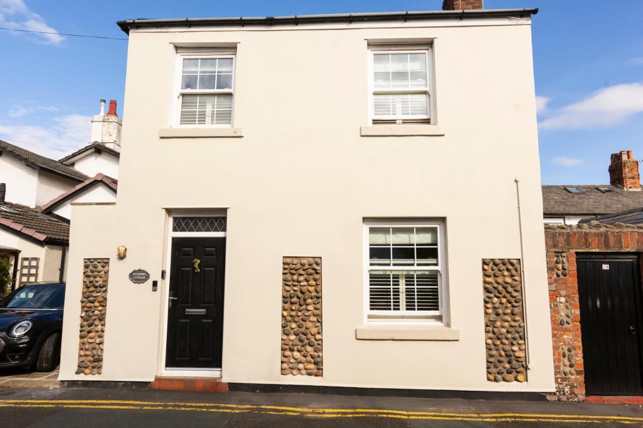 Mulberry Cottage - Cosy 3 Bed Cottage Near Lytham Windmill Lytham St Annes Exterior photo