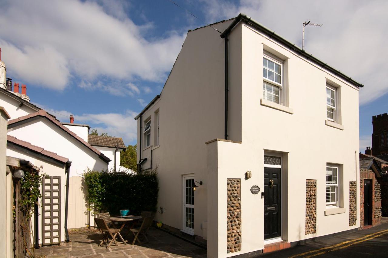 Mulberry Cottage - Cosy 3 Bed Cottage Near Lytham Windmill Lytham St Annes Exterior photo